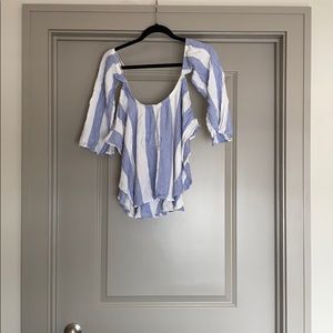 Hampton’s style off the shoulder top